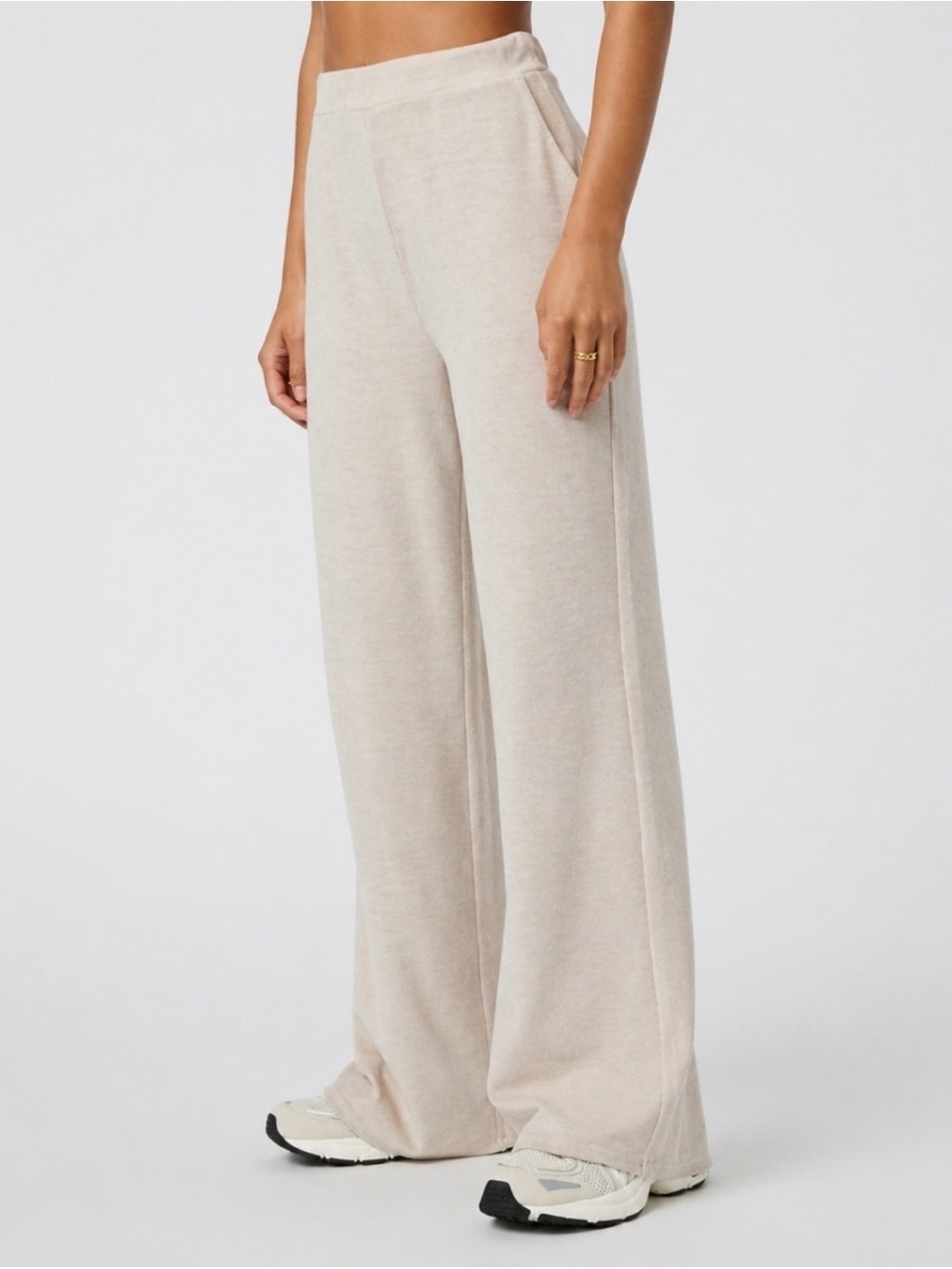 Vuori Haven Wide-Leg Pant Small in Suede Taupe Rib Knit Velour Pull-On VW4075